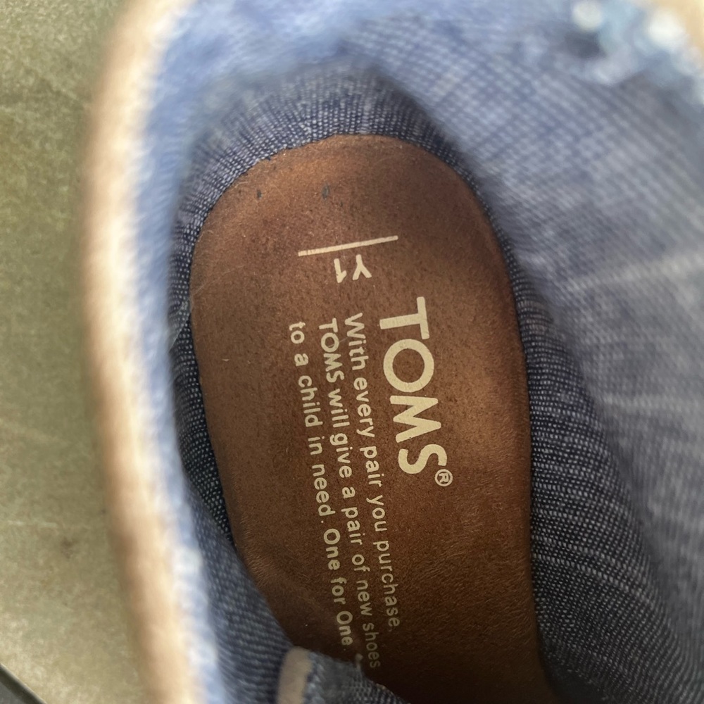 Toms Heels Beige size Y1